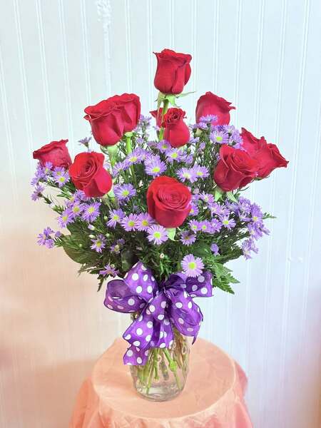 Valentines Mixed4 from Rogers Florist, your flower shop in Meridian, MS